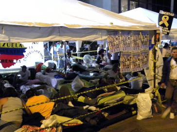 Die Hungerstreikenden vor der OAS in Caracas Die Hungerstreikenden vor der OAS in Caracas