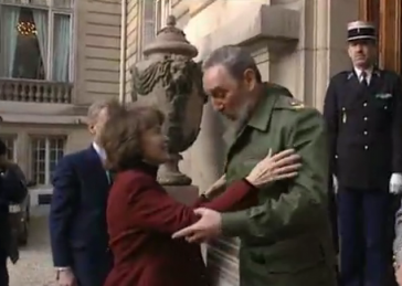 Danielle Mitterrand mit Fidel Castro bei dessen letztem Besuch in Frankreich