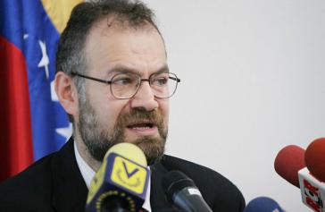 Ex-Minister Eduardo Samán Eduardo Samán