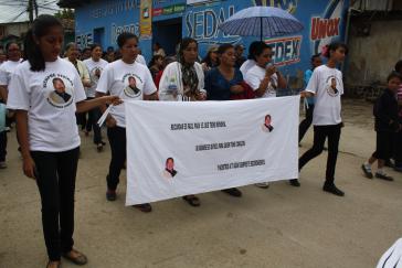 Trauerumzug für den ermordeten Taxifahrer "Piro" in La Esperanza