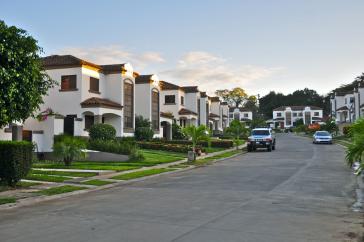 Das Villenviertel Las Colinas in Managua aus einem Immobilienkatalog