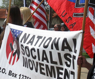 Demonstration der US-amerikanischen Vereinigung "Nationalsozialistische Bewegung" (NSM)