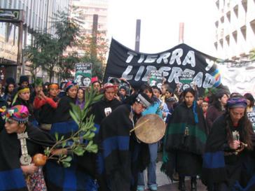 Proteste gegen massive Repression des chilenischen Staates in Santiago de Chile