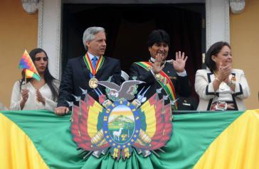 Vizepräsident Álvaro Gacía Linera (links) und Präsident Evo Morales können 2014 in Bolivien erneut antreten