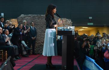 Die argentinische Präsidentin Cristina Fernández bei Ihrer Rede zum 30. Jahrestag des Endes der Militärjunta