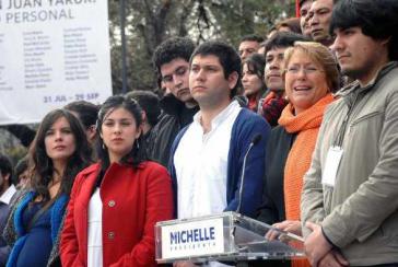 Präsidentschaftskandidatin Bachelet im Wahlkampf. Hier bei einem Treffen mit Studenten am vergangenen Donnerstag