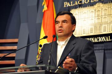 Präsidialminister Juan Ramón Quintana: "Wir sind es leid, die politische Einmischung von IBIS in Bolivien zu tolerieren." Präsidialminister Juan Ramón Quintana: "Wir sind es leid, die politische Einmischung von IBIS in Bolivien zu tolerieren."
