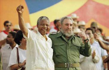 Nelson Mandela und Fidel Castro am 26. Juli 1991 in Matanzas, Kuba