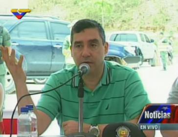 Minister Rodríguez Torres bei einer Bürgerversammlung am Donnerstag in Guarenas