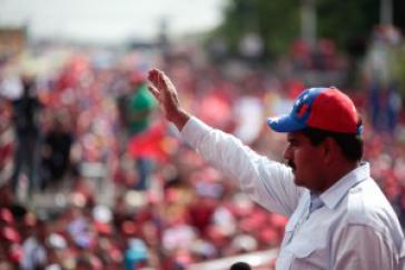 Führt in den Umfragen: Sozialist Nicolás Maduro