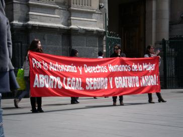 Demonstration gegen das Abtreibungsverbot: "Abtreibung legal, sicher und kostenlos - jetzt!"