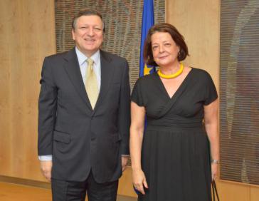 "Venezolaner müssen Lösung selber finden": Brasiliens EU-Botschafterin Barrouin Machado