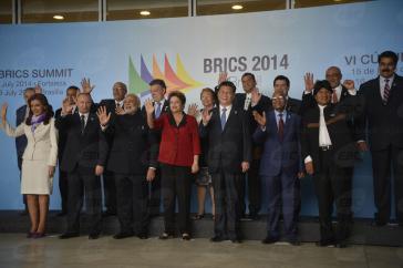 Die Präsidentinnen und Präsidenten der BRICS-Gruppe und der Unasur