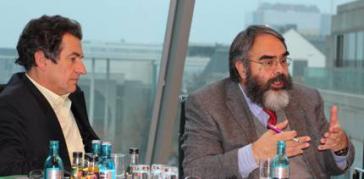 Botschafter Jorge Jurado und der Abgeordnete Klaus Barthel bei der Zusammenkunft im Bundestag am Mittwoch Botschafter Jorge Jurado und der Abgeordnete Klaus Barthel bei der Zusammenkunft im Bundestag am Mittwoch