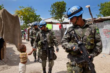Nicht alle Einwohner auf Haiti begrüßen den Einsatz der UN-Truppen in ihrem Land