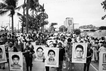 Demonstration von Angehörigen und Kommilitonen der 43 verschwundenen Studenten