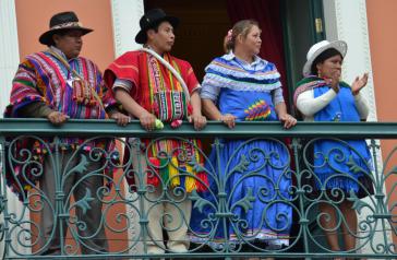 Auf dem Balkon des Parlamentsgebäudes vor der Amtseinführung von Evo Morales und Álvaro García Linera am 22. Januar 2015 Auf dem Balkon des Parlamentsgebäudes vor der Amtseinführung von Evo Morales und Álvaro García Linera am 22. Januar 2015