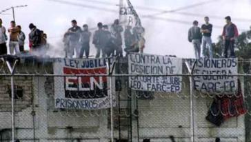 Gefangene aus den Guerillabewegungen Farc und ELN streiken und fordern sofortige Freilassungen sowie ein Ende der humanitären Katastrophe in den Gefängnissen
