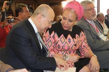 Friedensaktivistin Piedad Córdoba im Gespräch mit Generalstaatsanwalt Montealegre Friedensaktivistin Piedad Córdoba im Gespräch mit Generalstaatsanwalt Montealegre