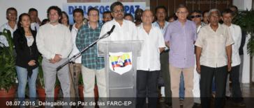 Die Friedensdelegation der Farc erklärt am 8. Juli in Havanna erneut einen einseitigen Waffenstillstand Die Friedensdelegation der Farc erklärt am 8. Juli in Havanna erneut einen einseitigen Waffenstillstand