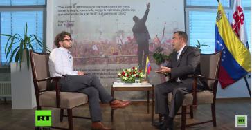 Alejandro Fleming, Vize-Außenminister der Bolivarischen Republik Venezuela mit Florian Warweg (links) im Interview exklusiv für RT Deutsch Alejandro Fleming, Vize-Außenminister der Bolivarischen Republik Venezuela mit Florian Warweg (links) im Interview exklusiv für RT Deutsch