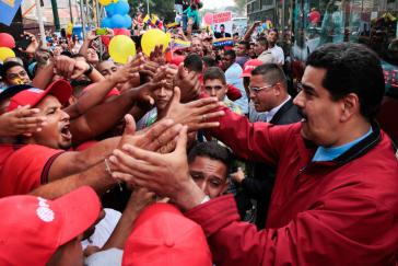 Tausende Regierungsanhänger bereiteten Präsident Maduro am vergangenen Samstag einen begeisterten Empfang