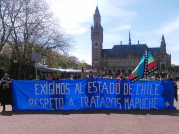 Mapuche-Aktivisten fordern von der Regierung die Einhaltung der Verträge, die Chile mit den Mapuche unterzeichnet hat
