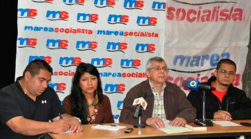 Mitglieder von Marea Socialista bei einer Pressekonferenz im vergangenen Jahr. Auf der rechten Seite Gonzalo Gómez und Nicmer Evans (außen)