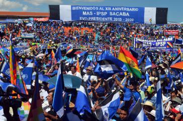 Kundgebung der MAS in Cochabamba am 29. März 2014 anlässlich ihres 19-jährigen Bestehens Kundgebung der MAS in Cochabamba am 29. März 2014 anlässlich ihres 19-jährigen Bestehens