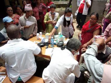 In Nepal nach dem Erdbeben im Einsatz: Ärzte und medizinisches Pflegepersonal aus Kuba