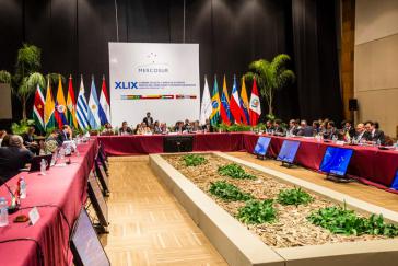 Beim Mercosur-Gipfel in Asunción