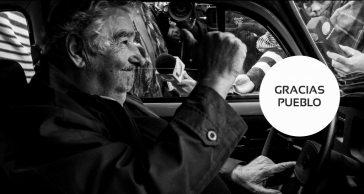 Bild auf der Startseite seiner Homepage: José Mujica bedankt sich beim Volk Bild auf der Startseite seiner Homepage: José Mujica bedankt sich beim Volk