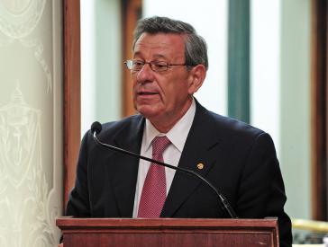 Süd-Süd-Kooperation kann auch neoliberal sein – Uruguays Außenminister Rodolfo Nin Novoa