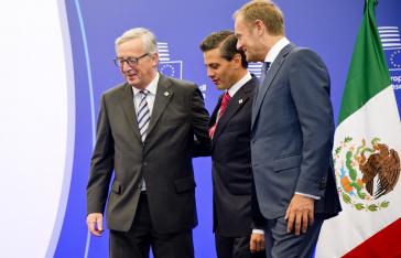 EU-Kommisionspräsident Jean-Claude Juncker, Mexikos Präsident Enrique Peña Nieto und EU-Ratspräsident Donald Tusk beim EU-Mexiko-Gipfel 2015