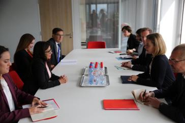 Venezuelas Außenministerin Rodríguez und die EU-Außenbeautragte Mogherini