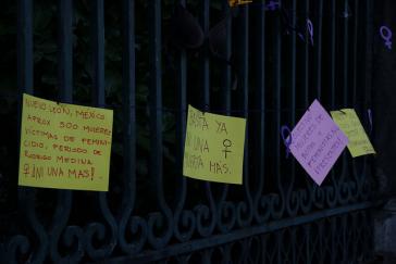 Aktivisten in Madrid, Spanien, erinnern an Gewalt gegen Frauen in Lateinamerika