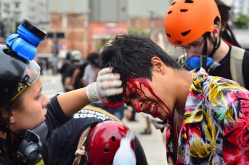 Verletzter Demonstrant auf der Avenida Paulista