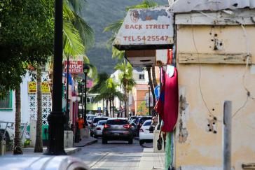 In der Straße von St. Maarten. Die Regierung soll ein Referendum über die Unabhängigkeit von den Niederlanden ausrichten