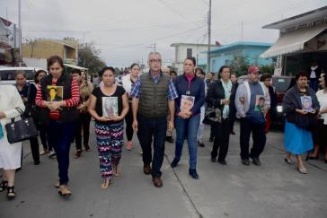 Protestmarsch der Angehörigen und Freunde in Tierra Blanca Protestmarsch der Angehörigen und Freunde in Tierra Blanca