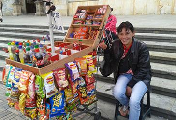 Eine informelle Händlerin in Bogotá Eine informelle Händlerin in Bogotá