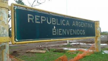 "Willkommen in Argentinien" - an der internationalen Brücke San Roque González in Santa Cruz. Die Regierung Macri verschärft jetzt das Einwanderungsgesetz