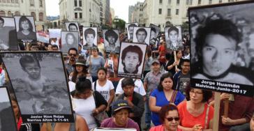 In Peru hatte die Begnadigung Fujimoris im Dezember 2017 massive Proteste ausgelöst. Nach dem Widerruf versuchen seine Anhänger nun, ihn per Gesetz vor dem Gefängnis zu bewahren