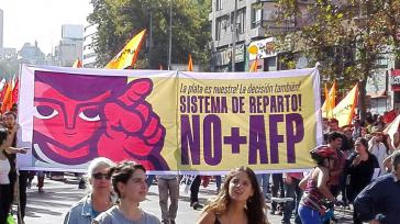 Über zwei Millionen Chilenen und Chileninnen haben am Sonntag gegen das private Rentenversicherungssystem demonstriert