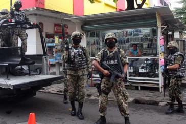 Eine Einheit der Marine von Mexiko im Einsatz gegen mutmaßliche Drogenhändler