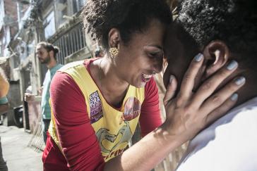 Das politische Engagement von Marielle Franco in benachteiligten Gegenden Brasiliens wurde zur Gefahr für paramilitärische Milizen