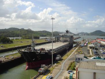 Erst seit dem Jahr 2000 hat Panama die Hoheitsrechte für den Kanal, der nun auch immer mehr von chinesischen Schiffen genutzt wird