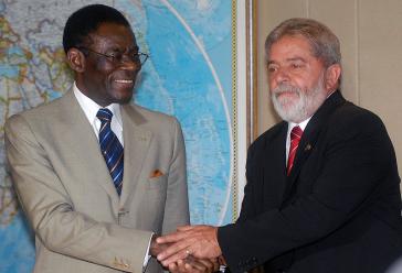 Teodoro Obiang Nguema Mbasogo, Ex-Präsient von Aquatorialguinea mit seinem  brasilianischen Amtskollegen Luiz Inácio Lula da Silva bei einem Treffen im Jahr 2008