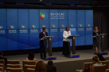 Pressekonferenz nach dem EU-Celac-Gipfel in Brüssel Pressekonferenz nach dem EU-Celac-Gipfel in Brüssel