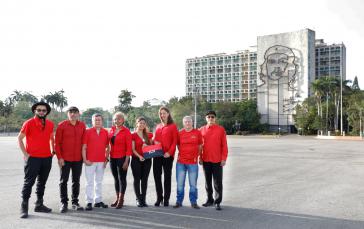 Friedensdelegierte der ELN am 7. Mai 2018 auf dem Platz der Revolution in Havanna, Kuba Friedensdelegierte der ELN am 7. Mai 2018 auf dem Platz der Revolution in Havanna, Kuba