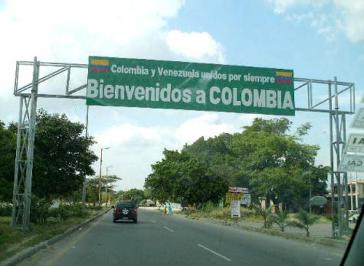 An einem der zahlreichen Grenzübergänge zwischen Venezuela und Kolumbien